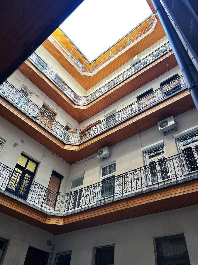 Mimi Gallery Appartement Boedapest Buitenkant foto